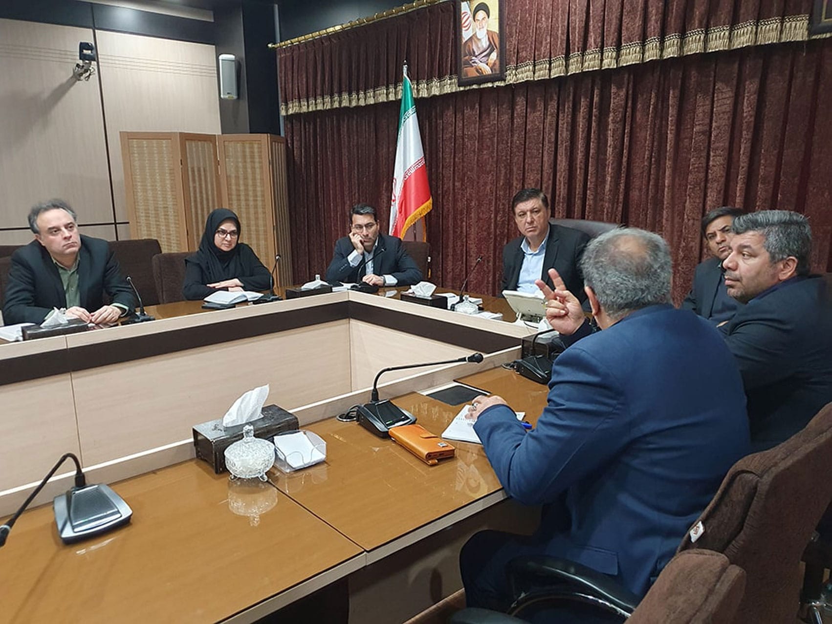 جلسه بررسی توانمندی‌های سماد در سازمان شهرداری‌ها و دهیاری‌ها